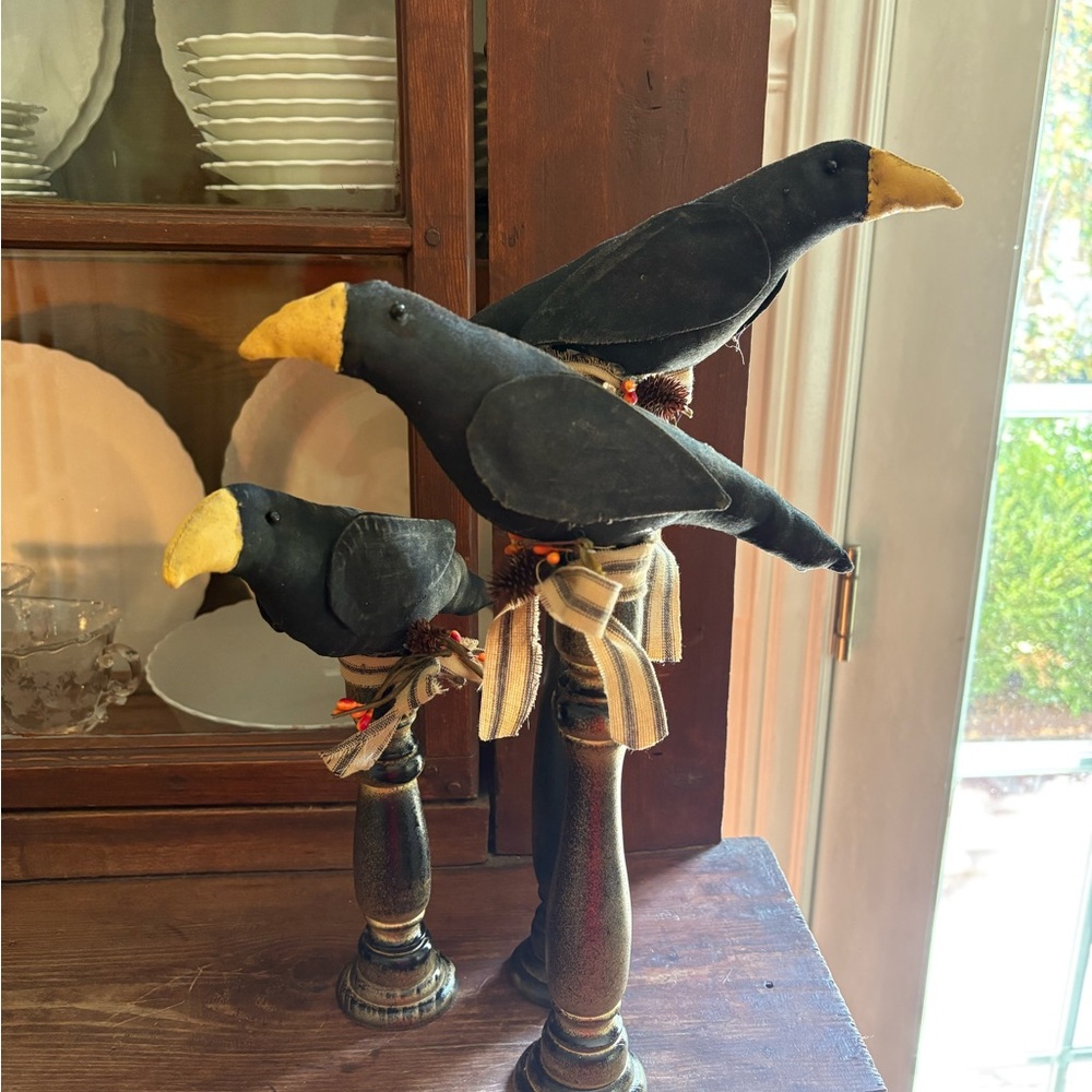Handcrafted folk art vintage crows set of 3
